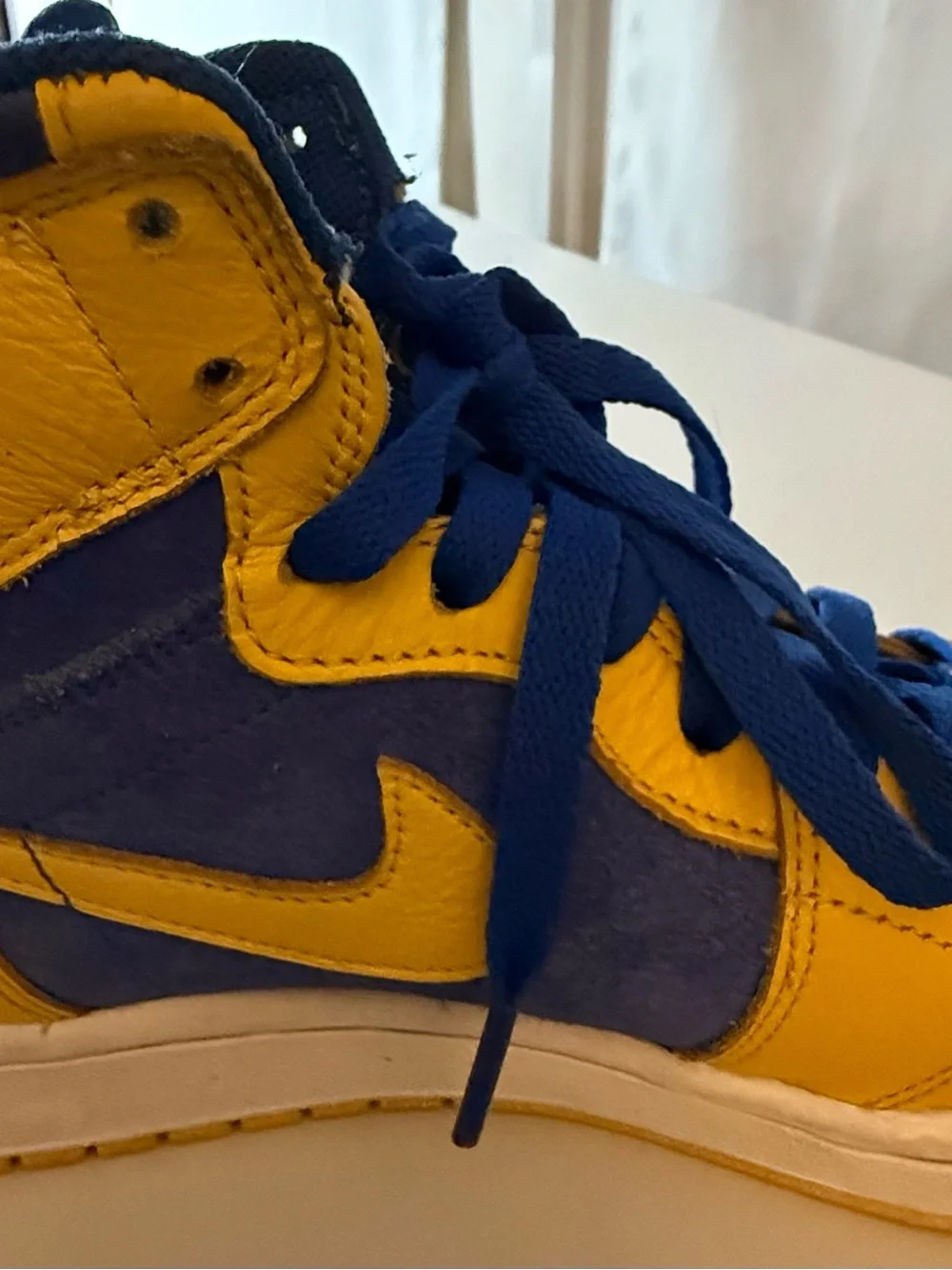 Nike Air Jordan 1 Retro Men’s High-Top Sneakers in Blue and Yellow 9.5